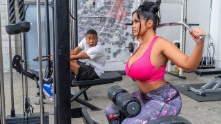 Sexy MILF Kailani Fucks Young Black Guy At The Gym